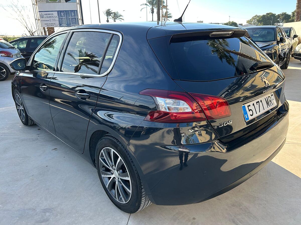 PEUGEOT 308 ALLURE 1.2 E-THP AUTO SPANISH LHD IN SPAIN 40000 MILES SUPERB 2017